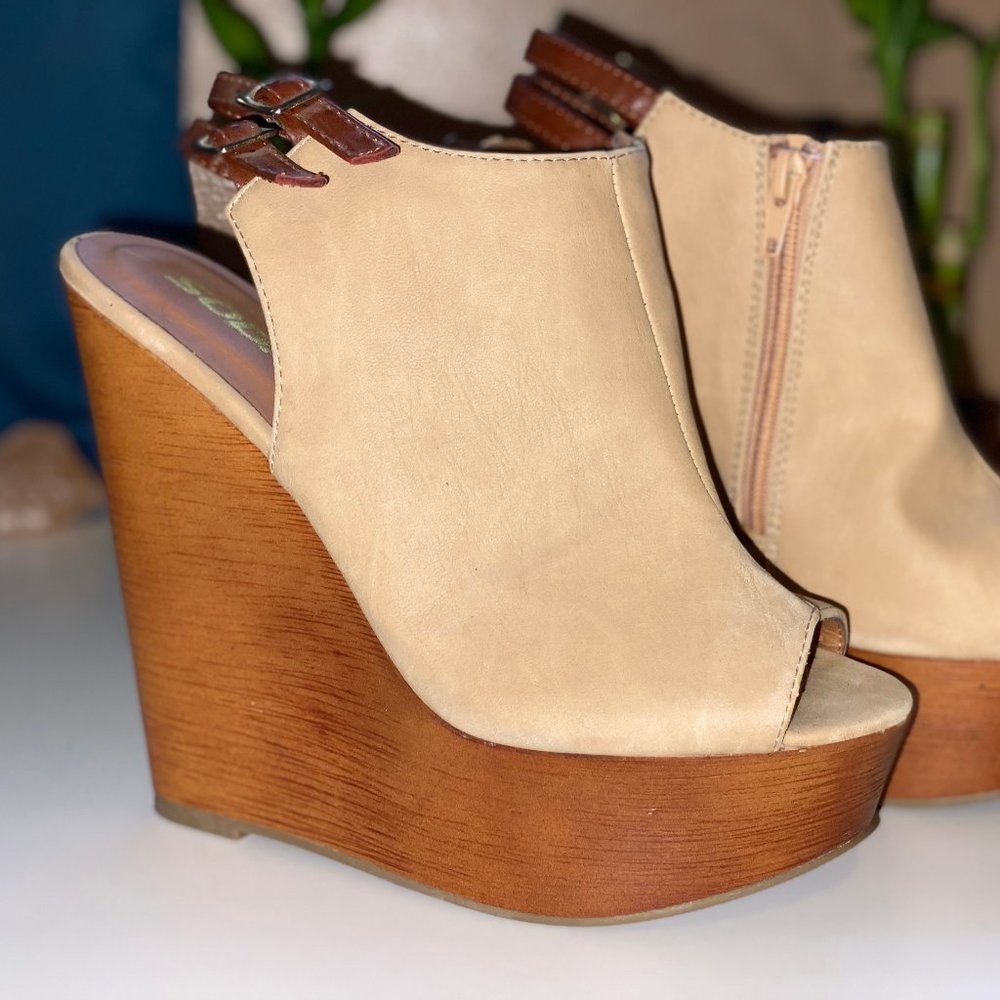 Soda Platform Heels